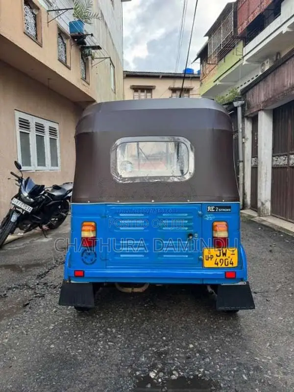 Bajaj 2 Stroke 2005 Three Wheel (Used)