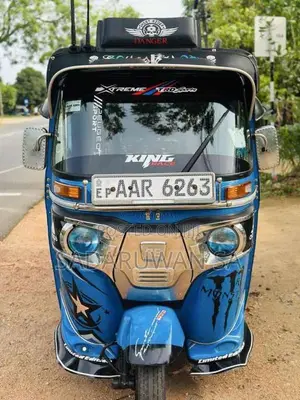 Bajaj Re 4 stroke 2014 Three Wheel (Used)