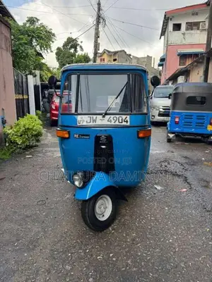Bajaj 2 Stroke 2005 Three Wheel (Used)