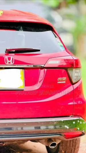 Honda Vezel 2018 SUV (Used)
