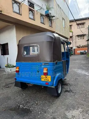 Bajaj 2 Stroke 2005 Three Wheel (Used)