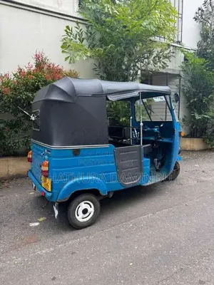 Bajaj 2 Stroke 2005 Three Wheel (Used)
