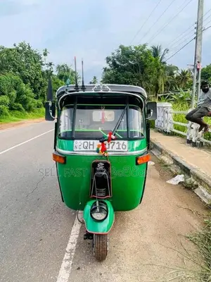 Bajaj 2 Stroke 2006 Three Wheel (Used)
