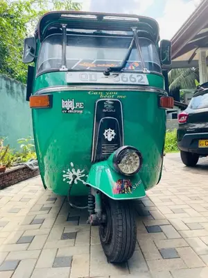 Bajaj 2 Stroke 2005 Three Wheel (Used)