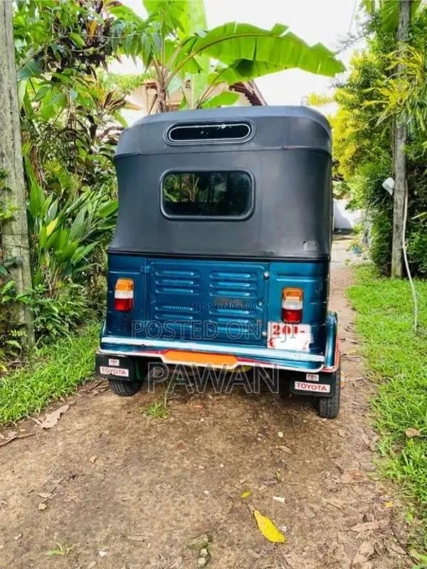 Bajaj 2 Stroke 1995 Three Wheel (Used)