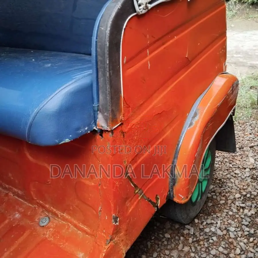 Bajaj RE 1996 Three Wheel (Used)