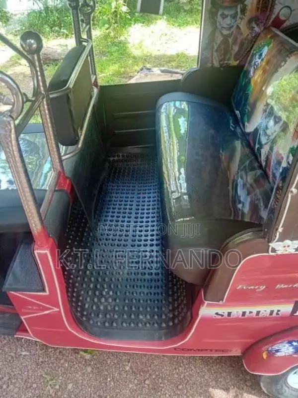 Bajaj 2 Stroke 2004 Three Wheel (Used)