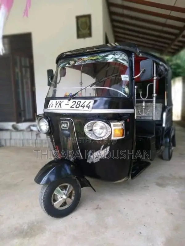 Bajaj 4 stroke 2011 Three Wheel (Used)