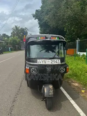 Bajaj RE 205 2012 Three Wheel (Used)