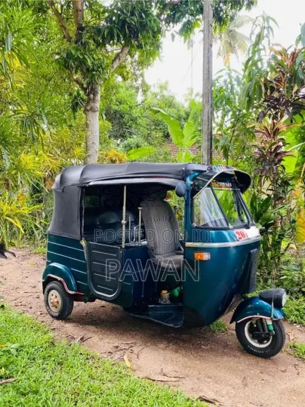 Bajaj 2 Stroke 1995 Three Wheel (Used)