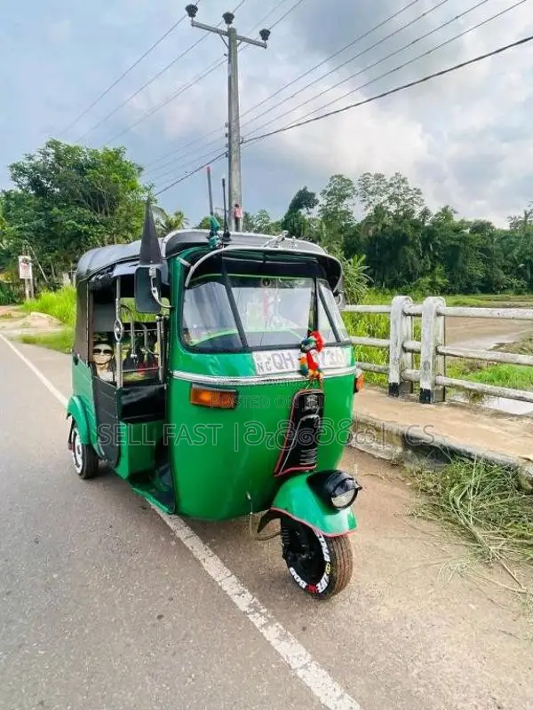 Bajaj 2 Stroke 2006 Three Wheel (Used)