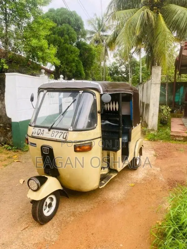Bajaj 2 stroke 2005 Three Wheel (Used)