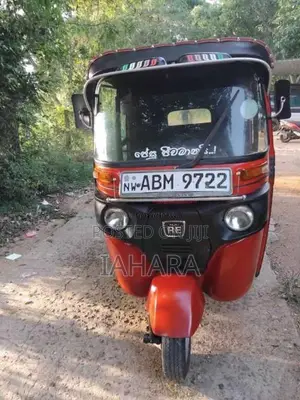 Bajaj 4 Stroke 2016 Three Wheel (Used)