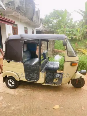 Bajaj 2 stroke 2005 Three Wheel (Used)