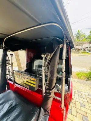 Bajaj RE 2011 Three Wheel (Used)
