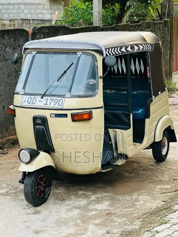 Bajaj 2 Stroke 2005 Three Wheel (Used)