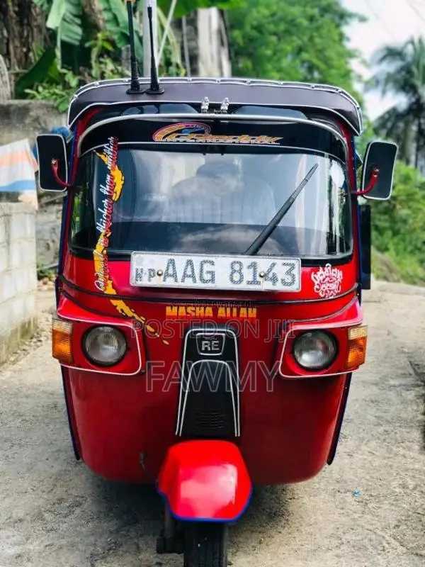 Bajaj 4 Stroke 2013 Three Wheel (Used)