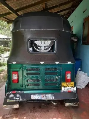 Bajaj 4 Stroke 2007 Three Wheel (Used)