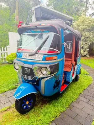 Bajaj 4 Stroke 2014 Three Wheel (Used)