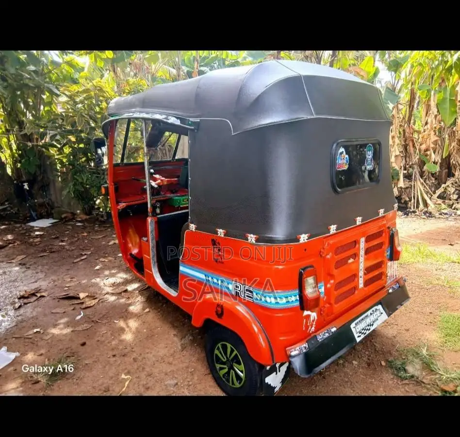 Bajaj 2 Stroke 1998 Three Wheel (Used)