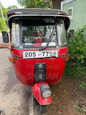 Bajaj RE 2 Stroke 1999 Three Wheel (Used)