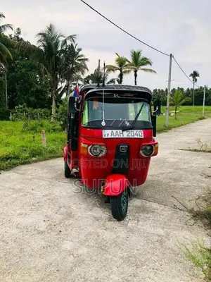 Bajaj 4 stroke 2013 Three Wheel (Used)