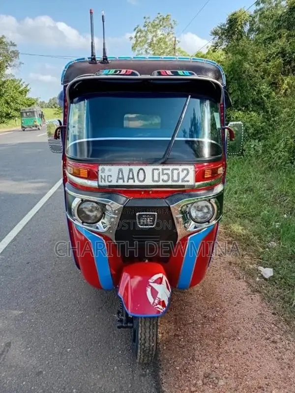 Bajaj 4 Stroke 2014 Three Wheel (Used)