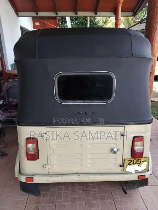 Bajaj 2 Stroke 1999 Three Wheel (Used)