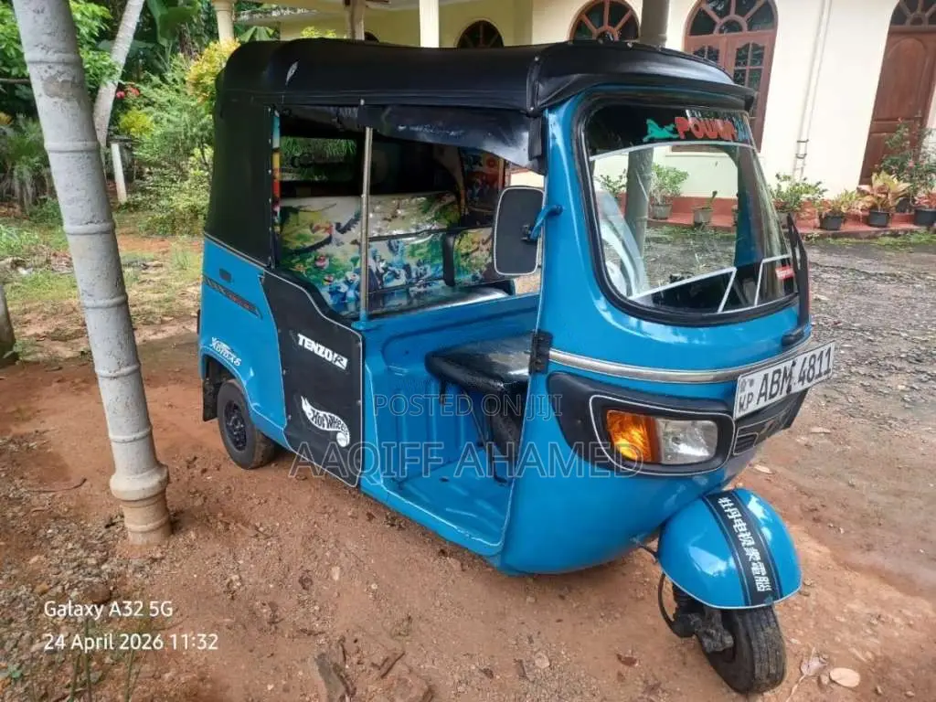 TVS King 2015 Three Wheel (Used)