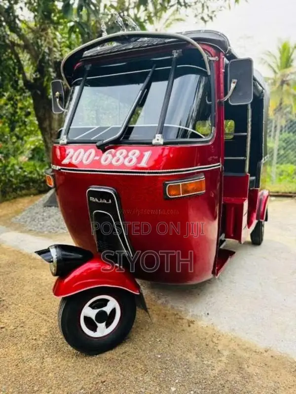 Bajaj 2 Stroke 1995 Three Wheel (Used)