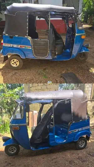 Bajaj RE 2 Stroke 2005 Three Wheel (Used)