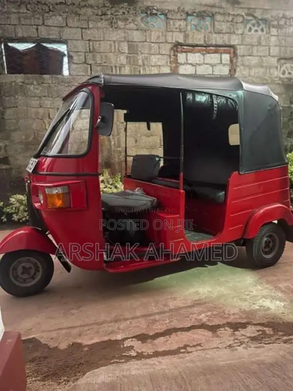 Bajaj RE 4 Stroke 2012 Three Wheel (Used)