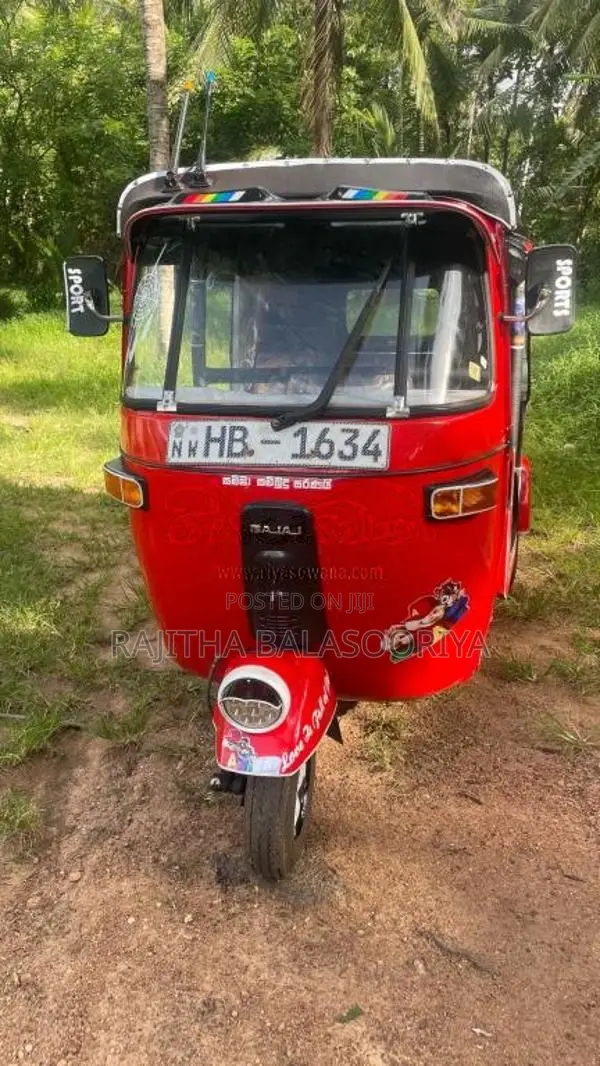 Bajaj 2 Stroke 2003 Three Wheel (Used)
