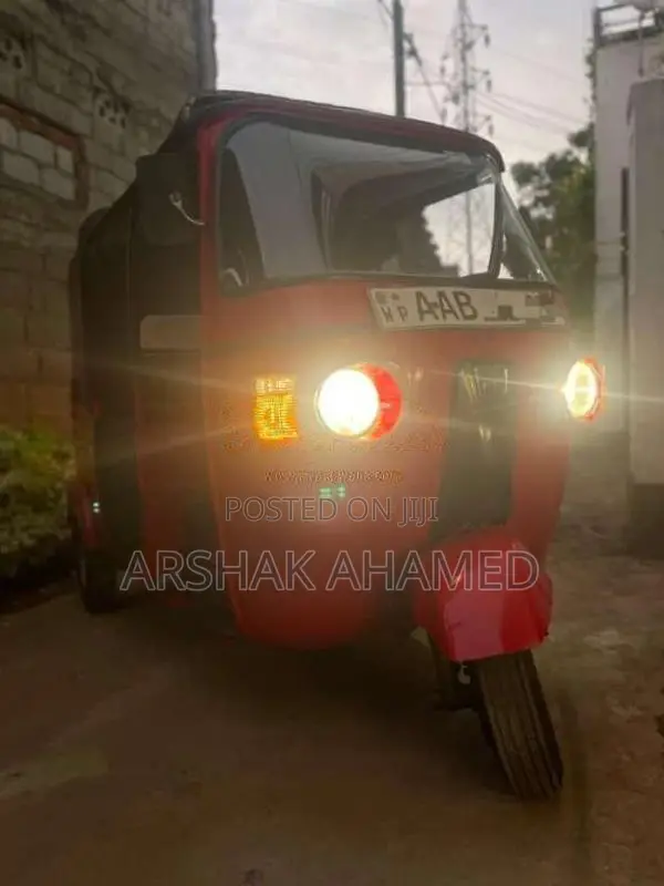 Bajaj RE 4 Stroke 2012 Three Wheel (Used)