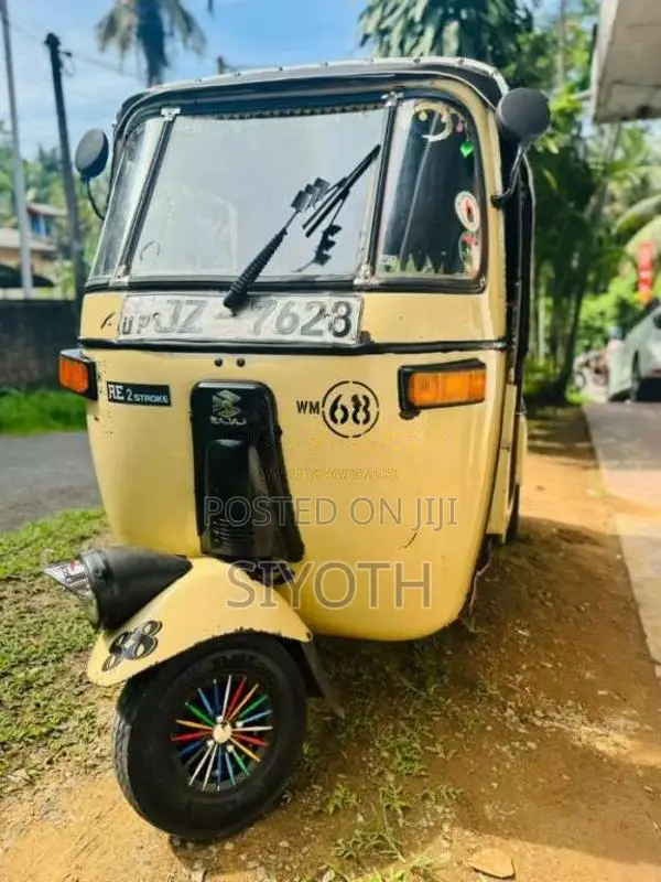 Bajaj 2 Stroke 2004 Three Wheel (Used)