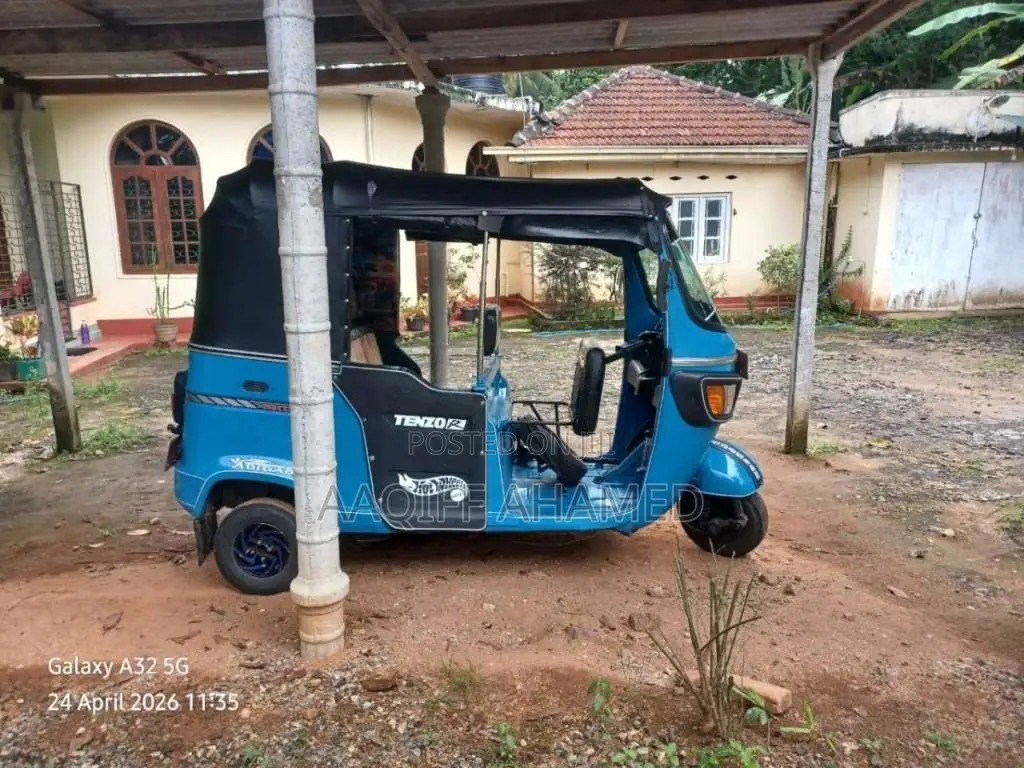 TVS King 2015 Three Wheel (Used)