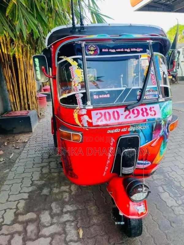 Bajaj 2 Stroke 1996 Three Wheel (Used)