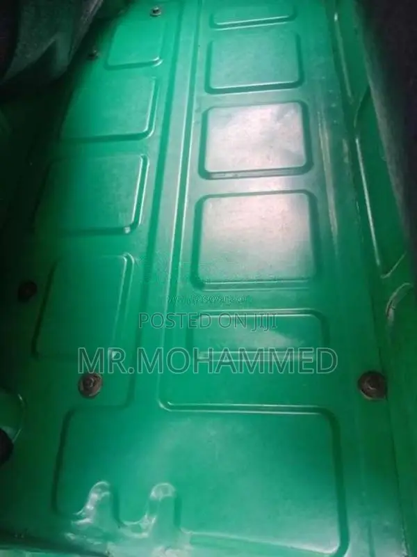 Bajaj 4 Stroke 2010 Three Wheel (Used)