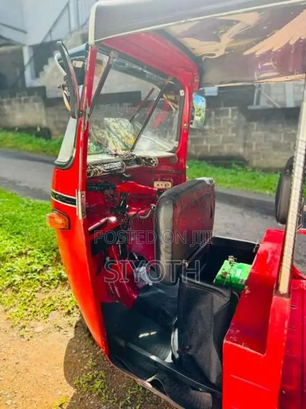 Bajaj 2 Stroke 1998 Three Wheel (Used)