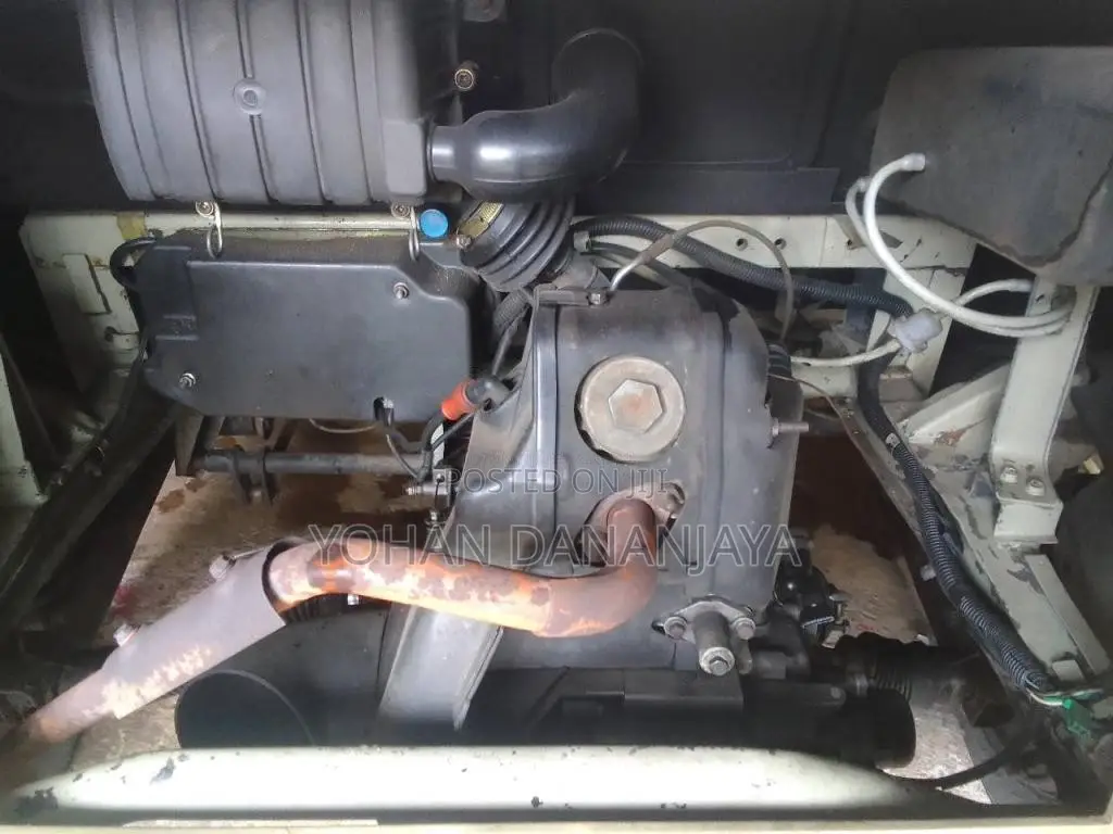 Bajaj 4 Stroke 2007 Three Wheel (Used)