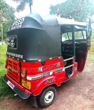 Bajaj 2 Stroke 2005 Three Wheel (Used)