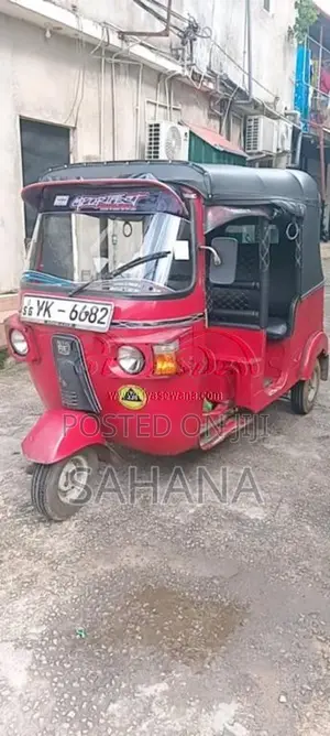 Bajaj RE 4 Stroke 2011 Three Wheel (Used)