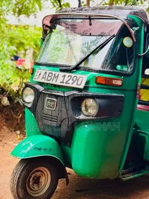 Bajaj 4 Stroke 2016 Three Wheel (Used)