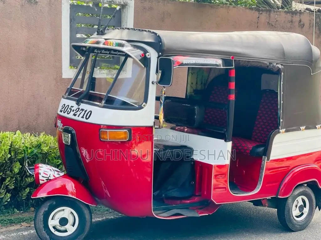 Bajaj 2 Stroke 1999 Three Wheel (Used)
