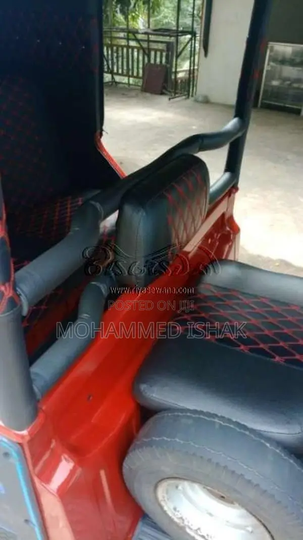 TVS King 2010 Three Wheel (Used)