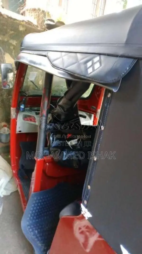 TVS King 2010 Three Wheel (Used)