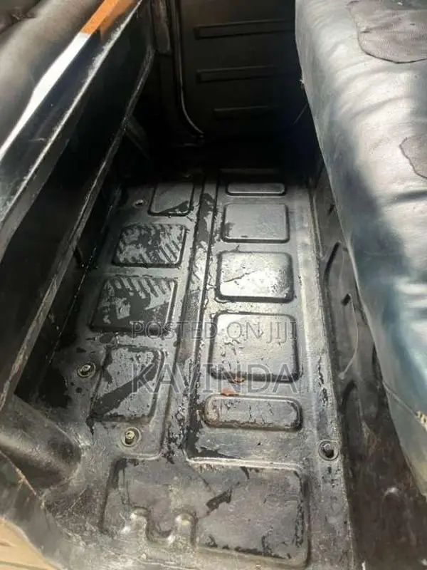 Bajaj 4 Stroke 2012 Three Wheel (Used)