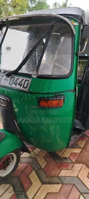 Bajaj 2 stroke 2006 Three Wheel (Used)