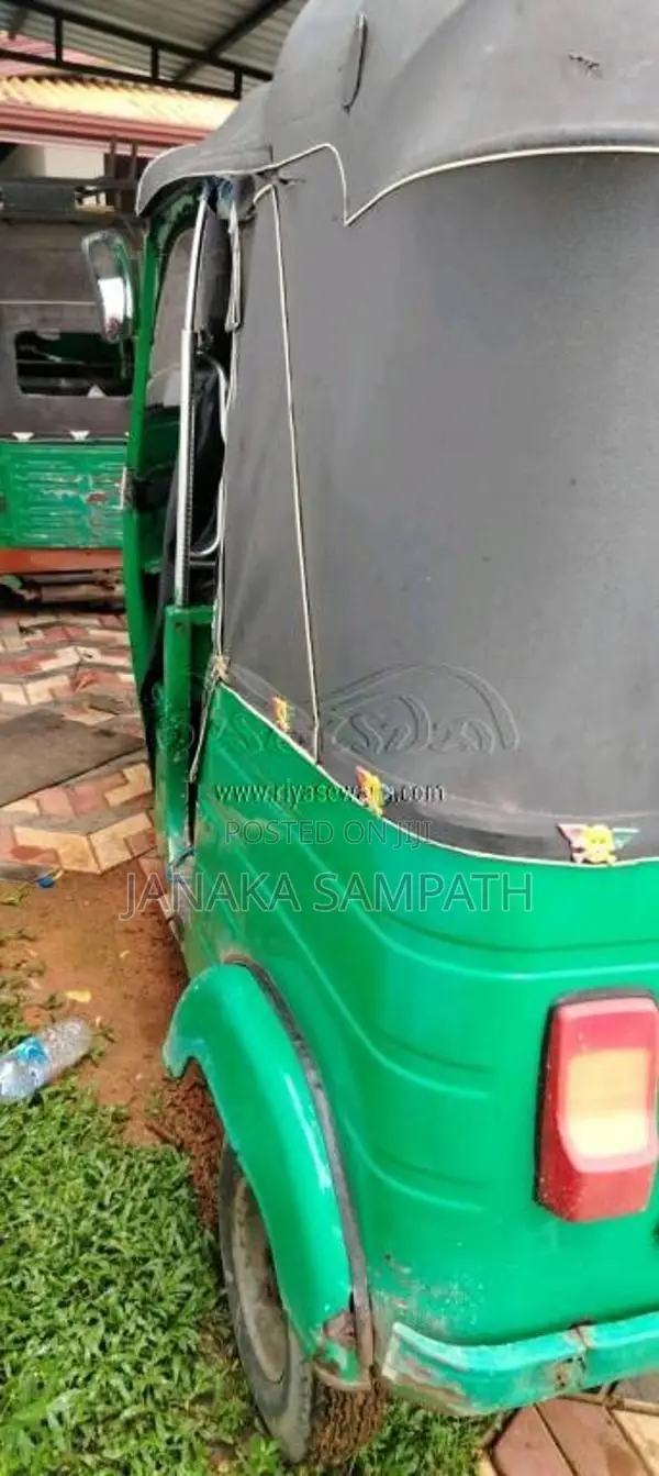 Bajaj 2 stroke 2006 Three Wheel (Used)