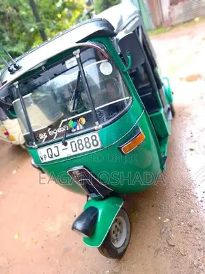 Bajaj 2 stroke 2006 Three Wheel (Used)